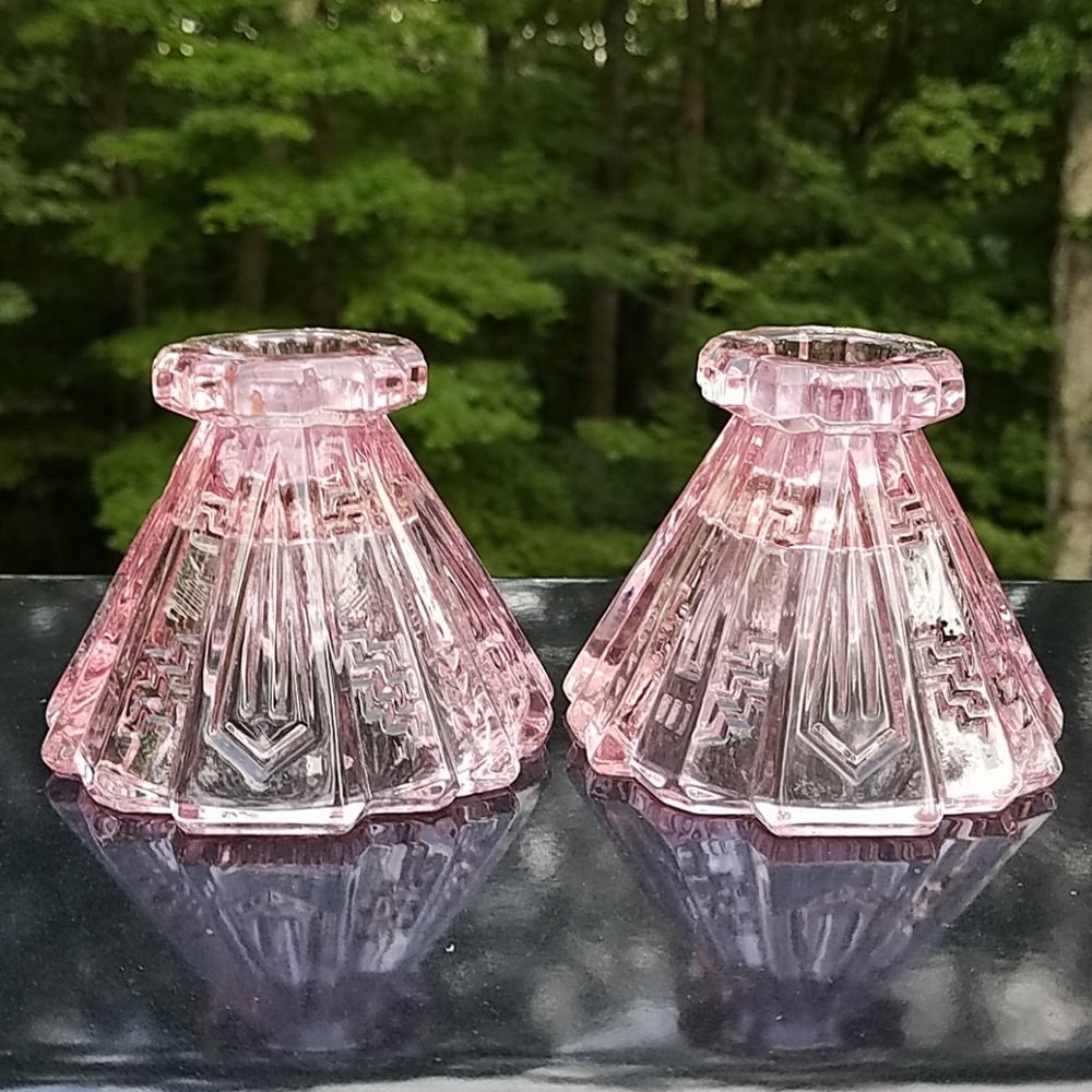 Art Deco Wigwam Candles L.E. SMITH Glass Co Pink